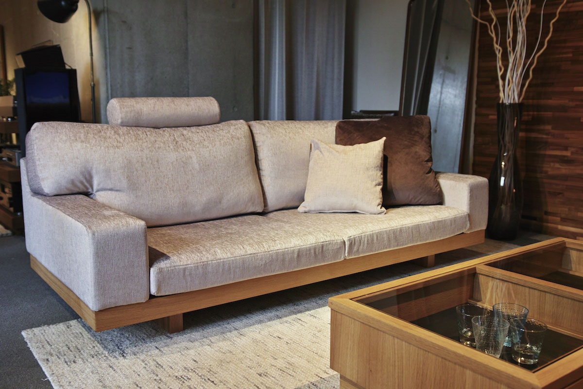CUSHION A-TYPE W45 × H45cm