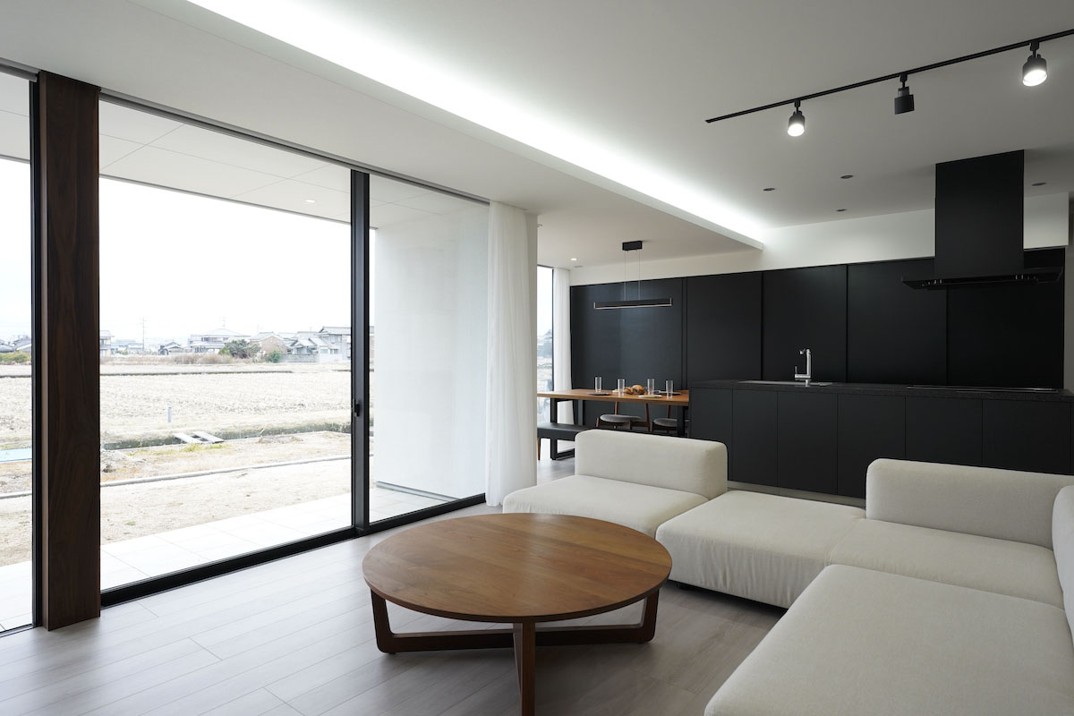 HEAVEN LIVING TABLE Φ120cm x H38cm