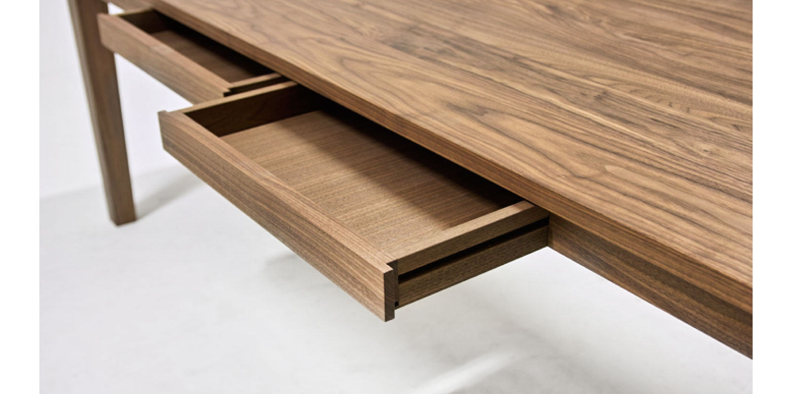 KRONE DINING TABLE W180cm × D95cm
