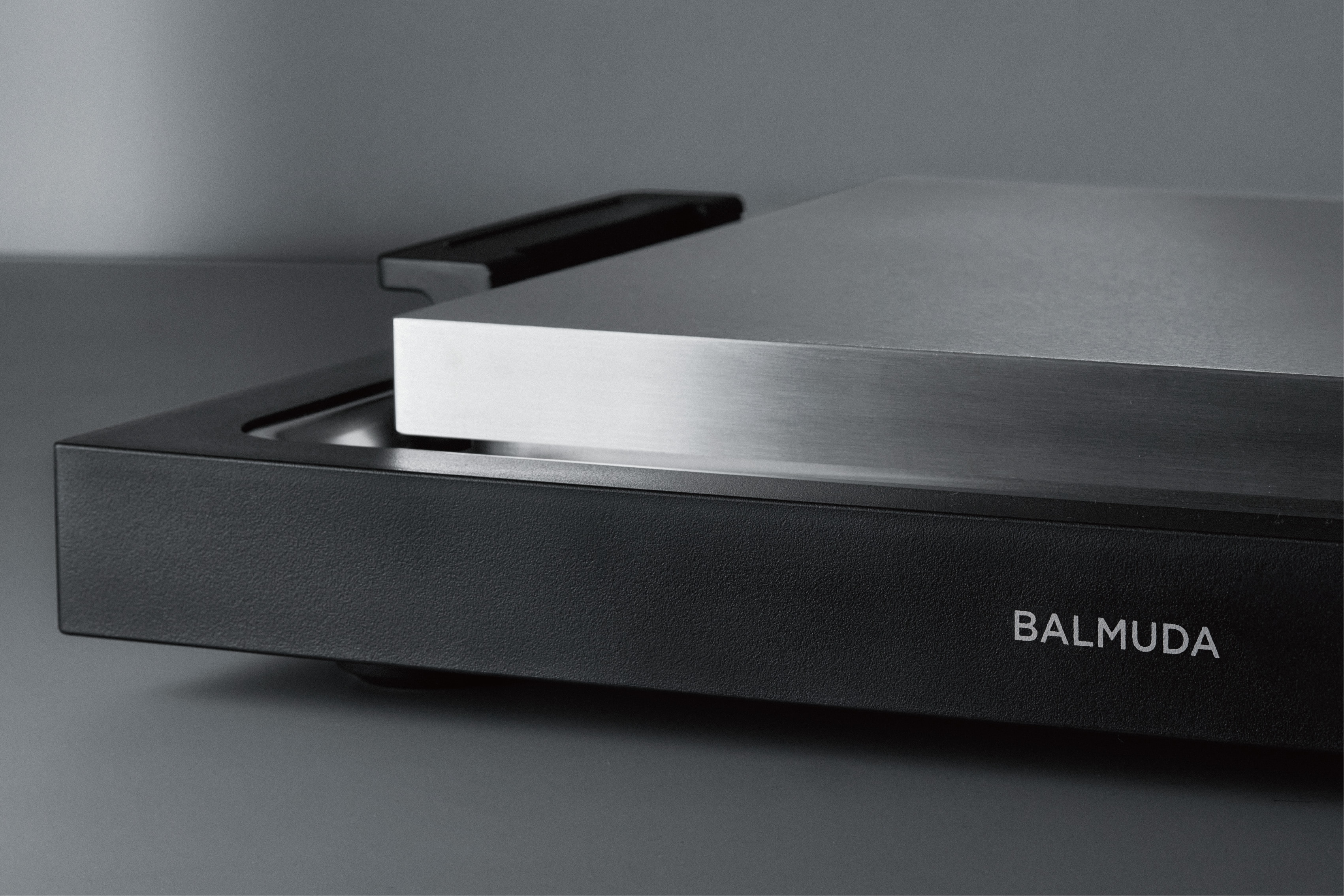 BALMUDA | The Plate Pro