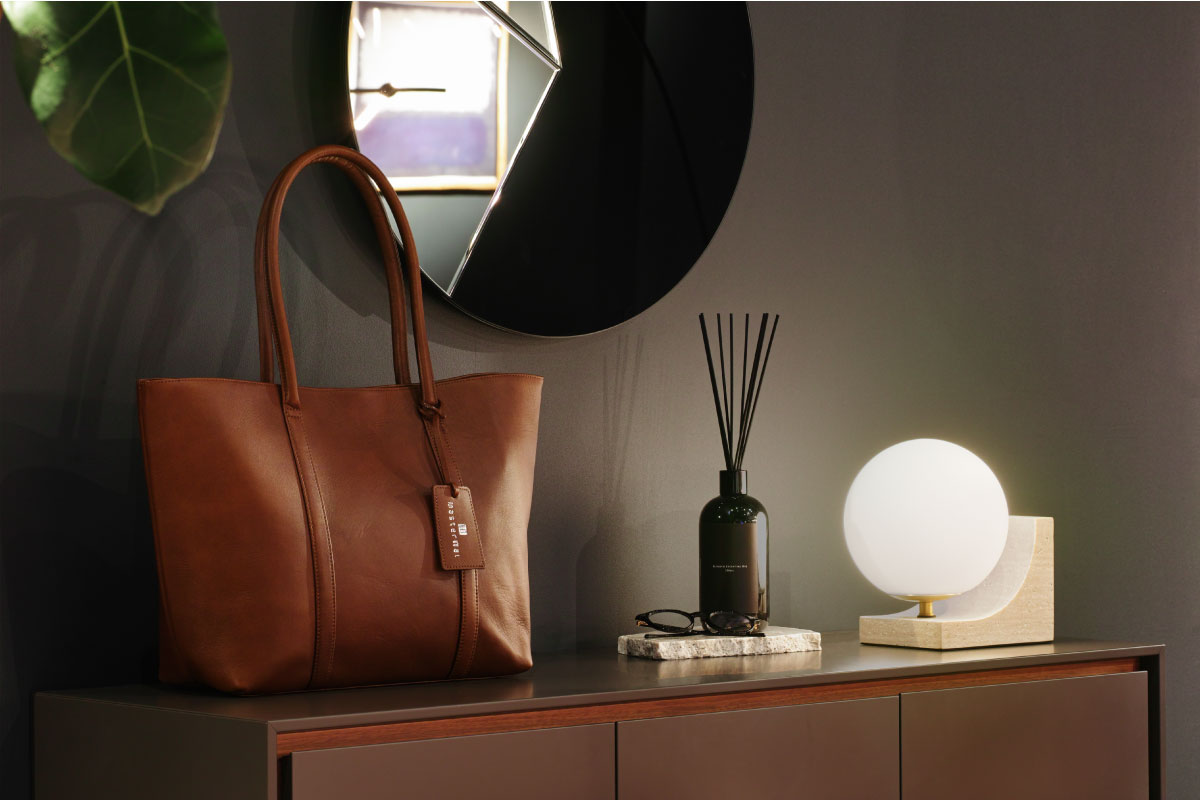 UN LEATHER TOTE BAG RIO#0015 ブラック