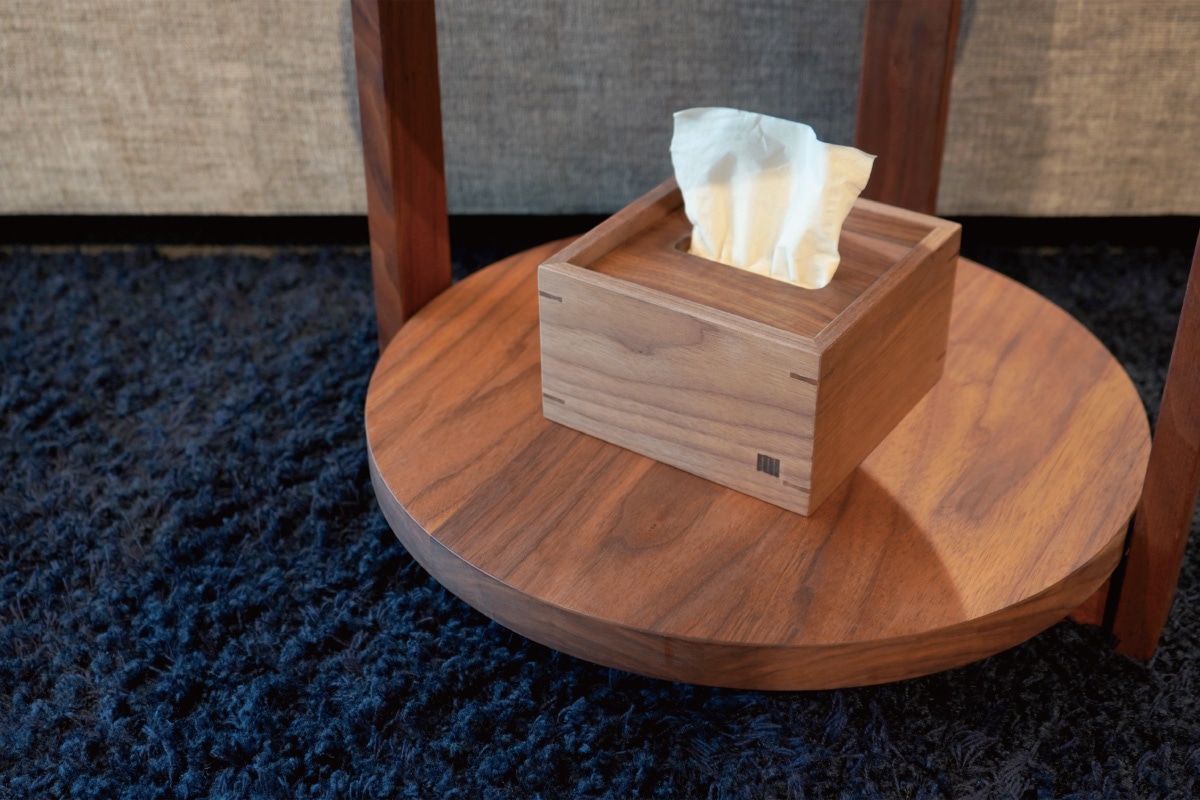 TISSUE BOX COVER HALF HALF/LOW